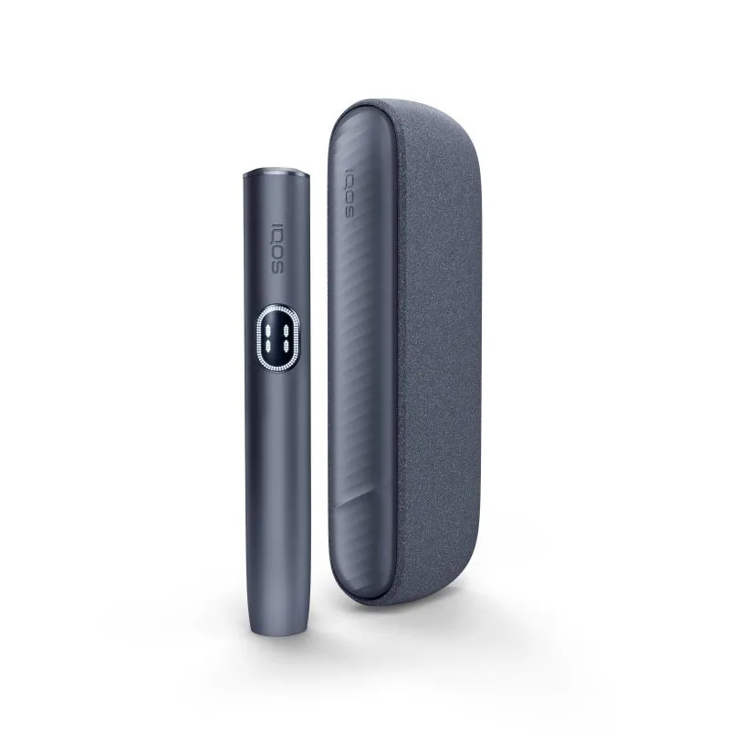Siyah IQOS ILUMA i holder ve dokunmatik ekranlı şarj kutusu yan yana